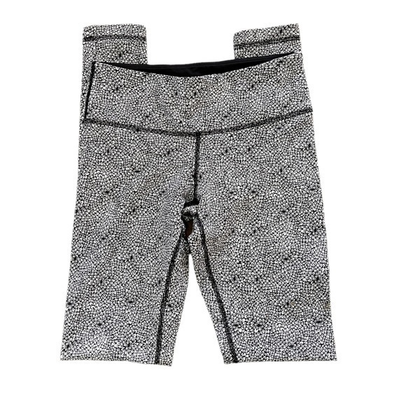 Lululemon Wunder Under Black/White Print Leggings- Size 4 - Picture 1 of 6